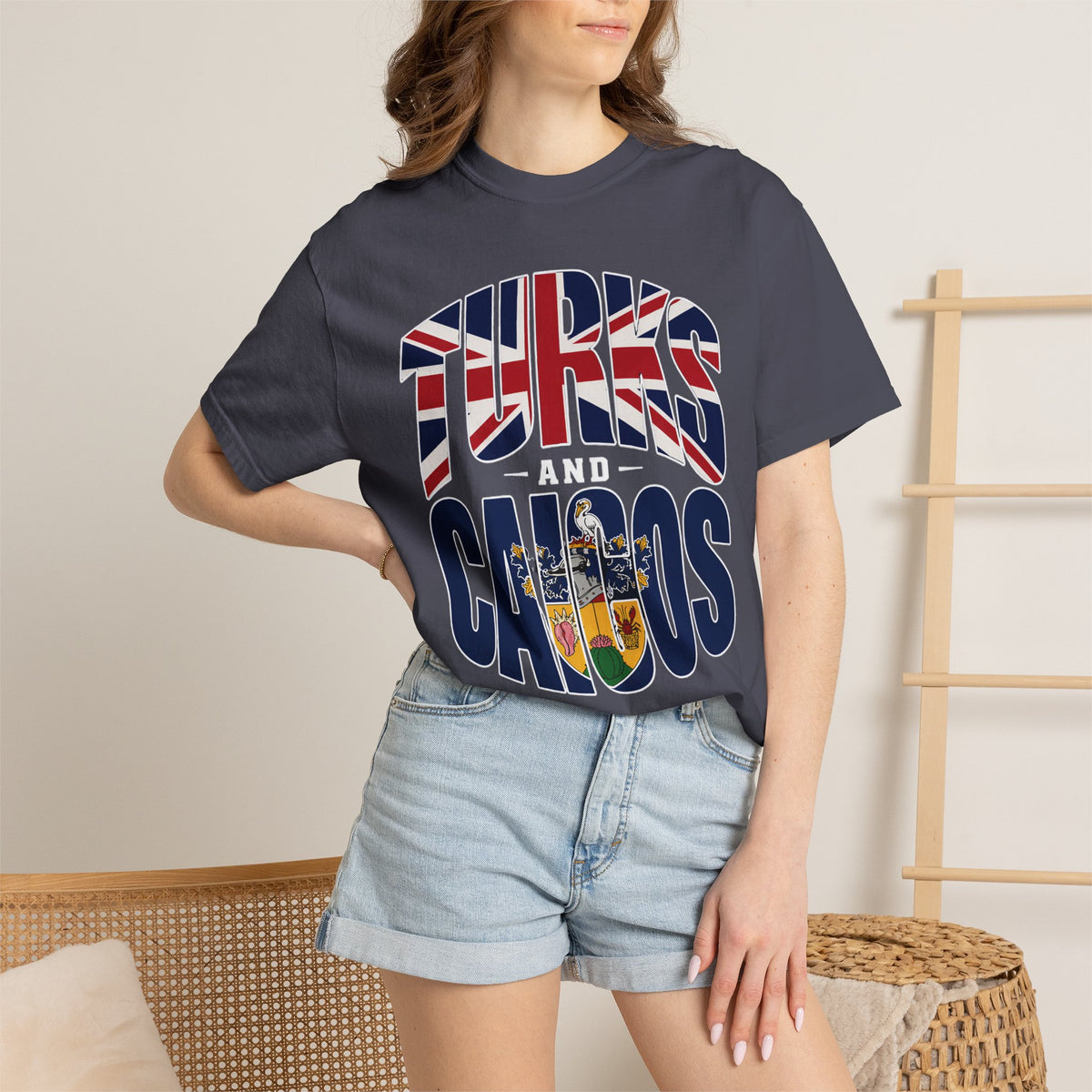 Turks and Caicos Flag Graphic T-Shirt (M)